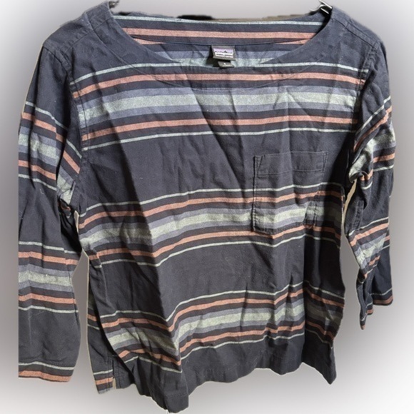 Patagonia Tops - Striped Navy Top Patagonia small organic cotton #5479
